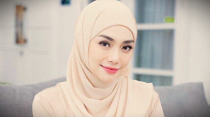 Celine Evangelista ceritakan perjalanan mualafnya