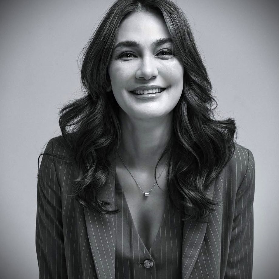 Luna Maya bicara jujur tentang jatuh-bangun hidupnya, kisah pahit manis sang artis (Instagram/@lunamaya)