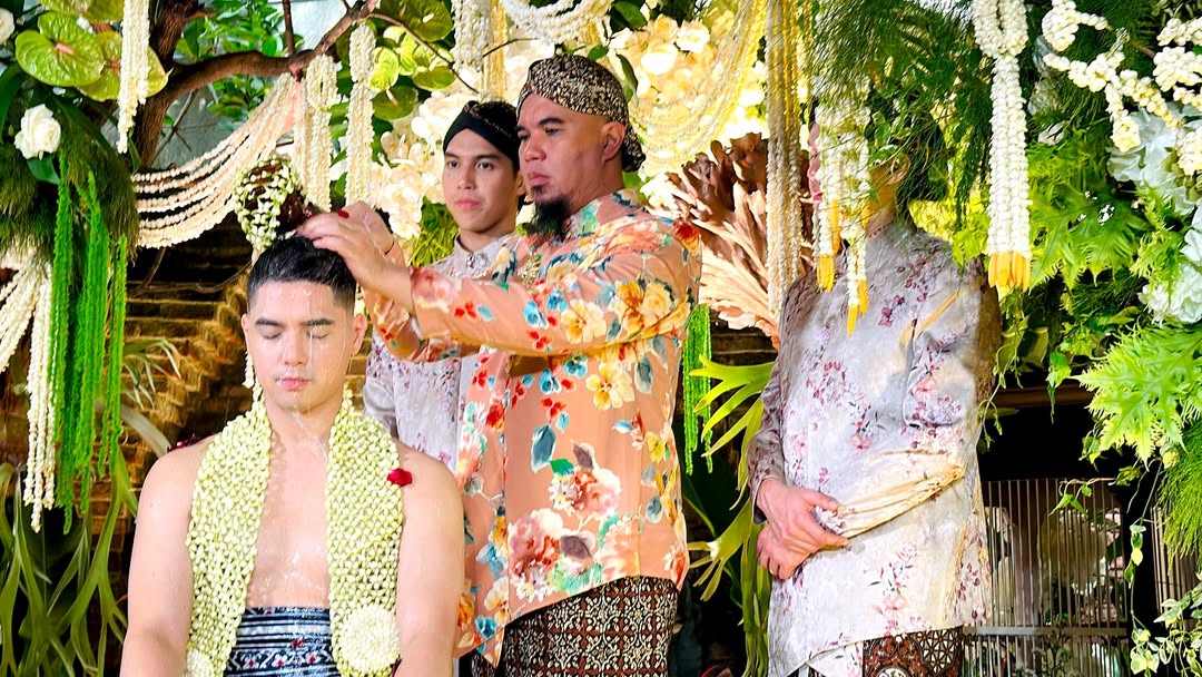 Proses siraman Al Ghazali jelang menikah dengan Alyssa Daguise