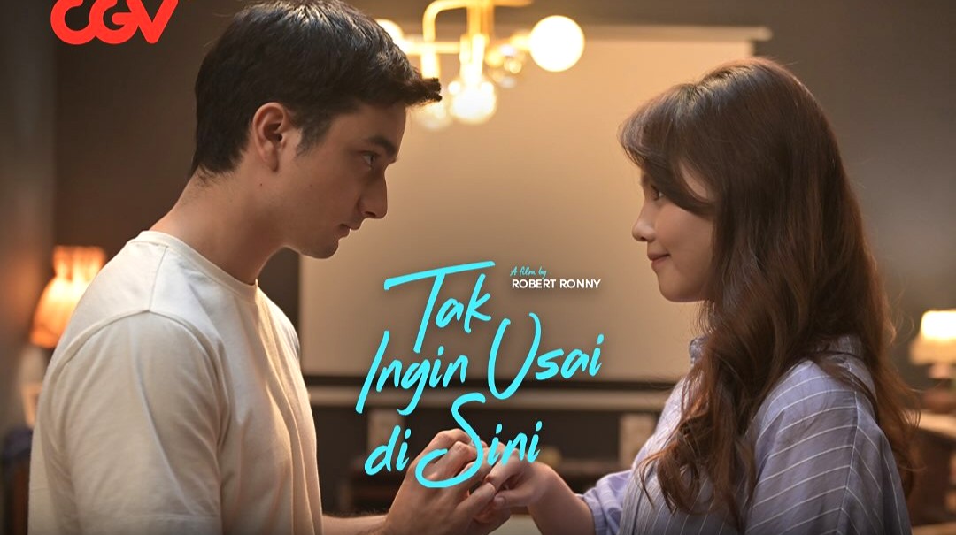 Megan Domani dan Vanesha Prescilla dalam film Tak Ingin Usai di Sini