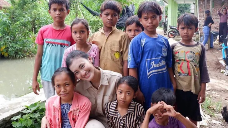 Monica Kezia Sembiring menangkan dua penghargaan di Miss World 2025 (Instagram/monica.kezia)