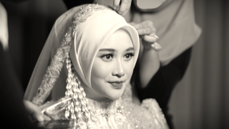 Khansa Mariska tampil cantik di hari pernikahannya dengan Gus Azmi