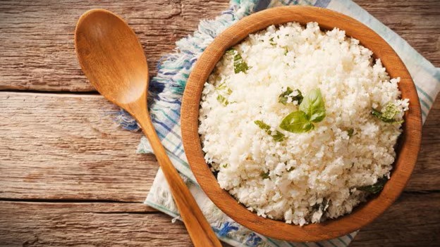 Beberapa bahan makanan bisa menjadi pengganti nasi putih, lebih sehat dan bisa menurunkan berat badan