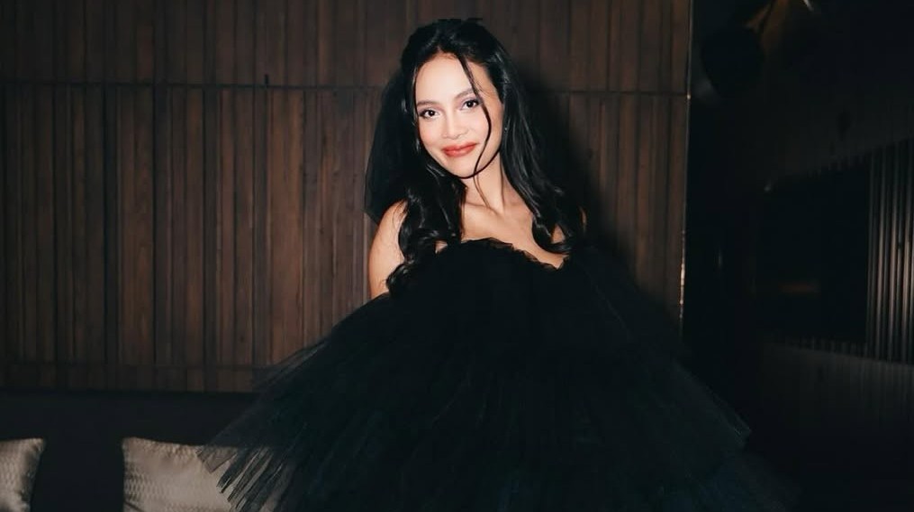 Erika Carlina hamil di luar nikah