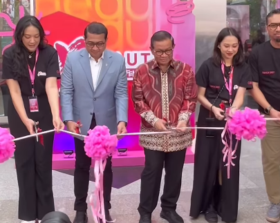 Acara ini juga diresmikan oleh Menteri Ekonomi Kreatif Teuku Riefky dan Gubernur DKI Jakarta Pramono Anung.
