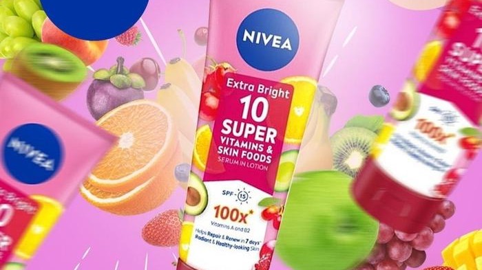 Body serum ini membantu mencerahkan kulit dan menyamarkan noda hitam hanya dalam waktu 7 hari.
