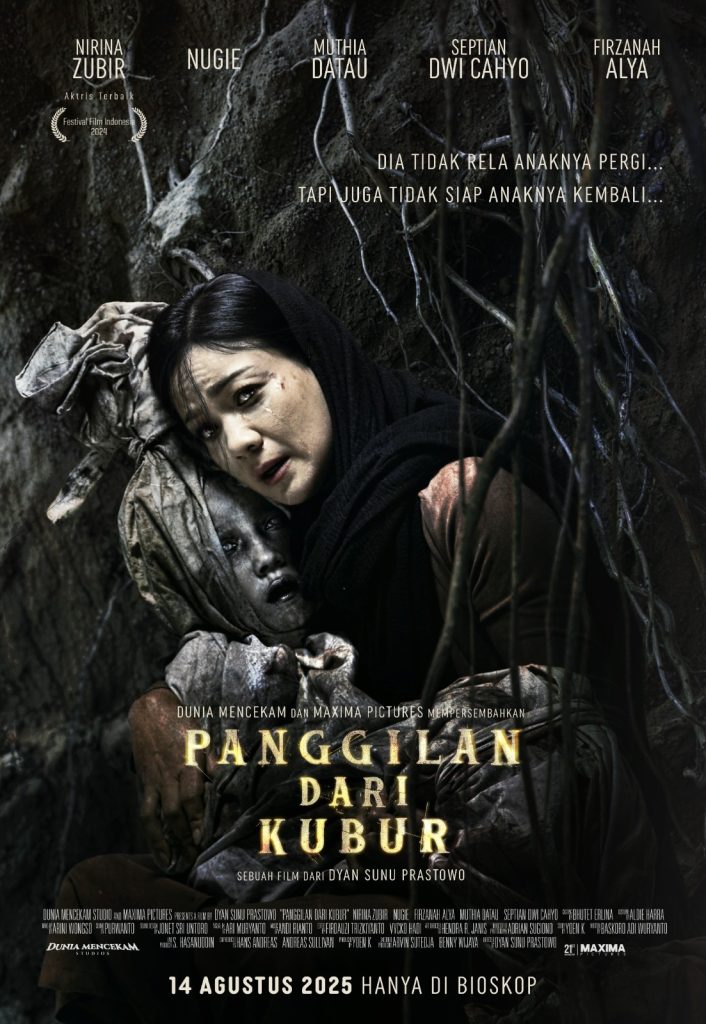 Film ini tidak hanya menawarkan teror mencekam, tetapi juga menggali sisi emosional yang mendalam.