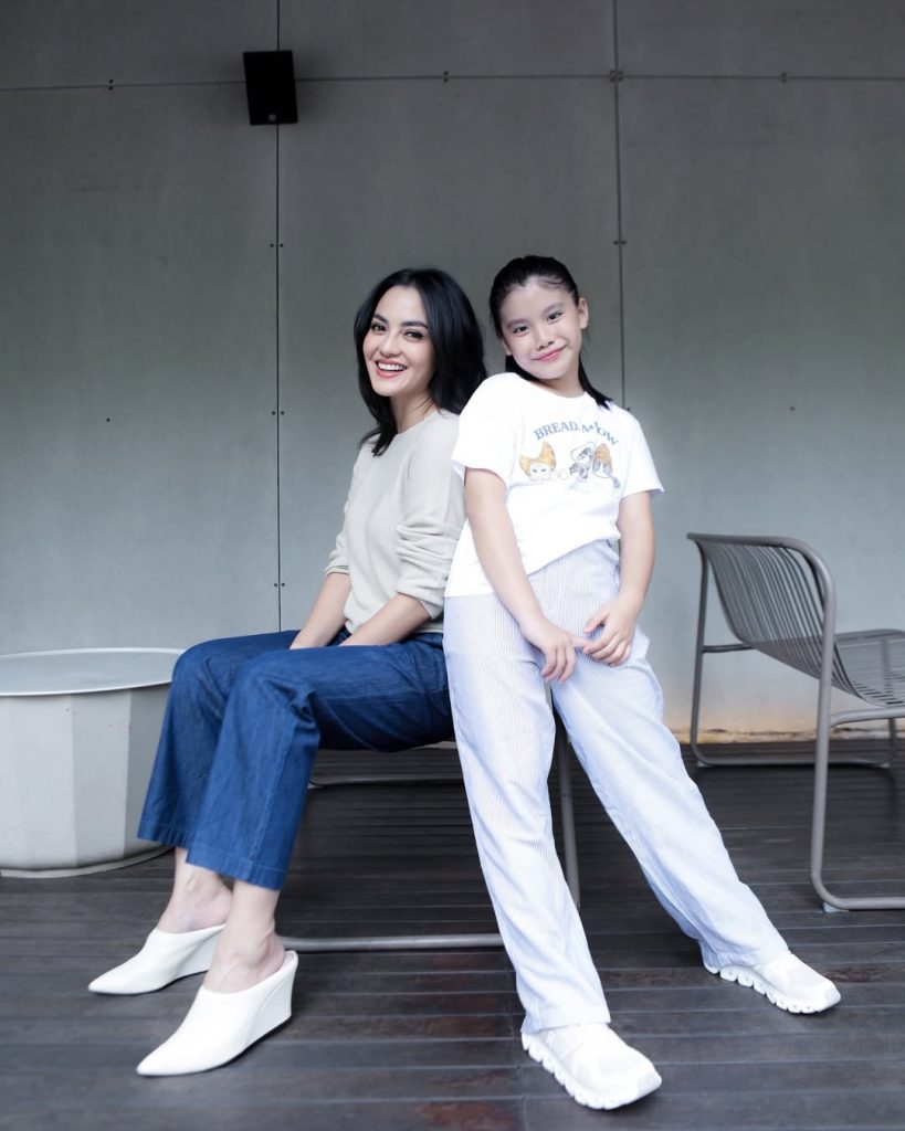 Meski memiliki karakter yang kuat dan cerdas, Ririn mengakui bahwa Cattleya kerap menunjukkan penolakan terhadap nasihat.