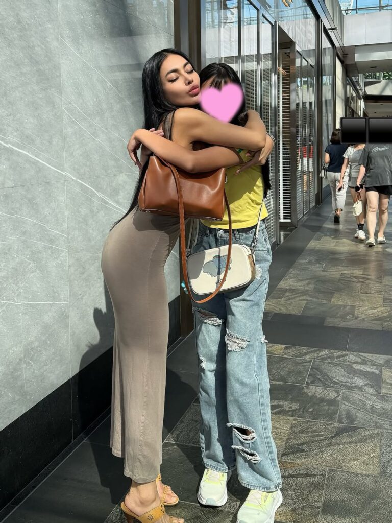 Denada tidak menutup diri bahwa dirinya adalah ibu yang posesif.