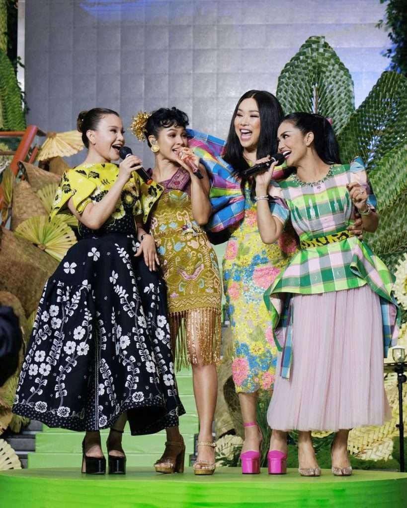 Acara ini turut dimeriahkan oleh penampilan Andien dan kehadiran selebritas seperti Krisdayanti, Titi DJ, Rossa