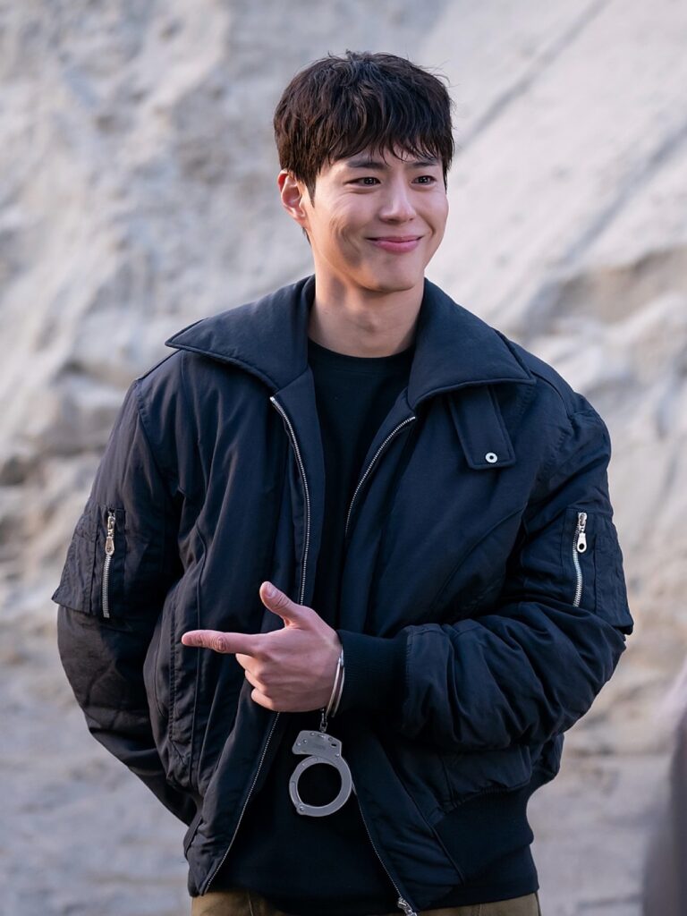 Park Bo Gum, Lee Sang Yi, dan Kwak Dong Yeon diketahui menghabiskan hampir satu tahun untuk mempersiapkan program ini.