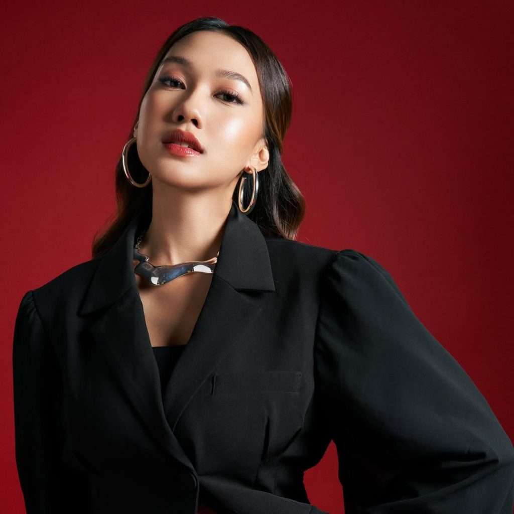 Soundtrack film “Laura” menjadi salah satu pencapaian penting yang memperluas jangkauan musik Raissa ke audiens yang lebih luas.