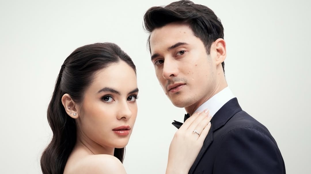 Nino Fernandez dan Steffi Zamora unggah foto bernuansa pernikahan, diduga sudah tunangan