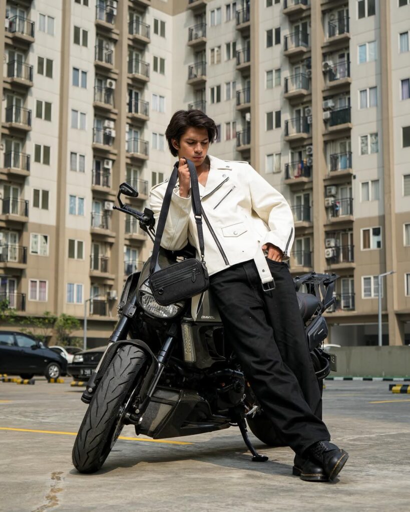 Di Asmara Gen Z, Arya Mohan menjadi representasi remaja yang berjuang melawan tekanan sosial dan konflik batin