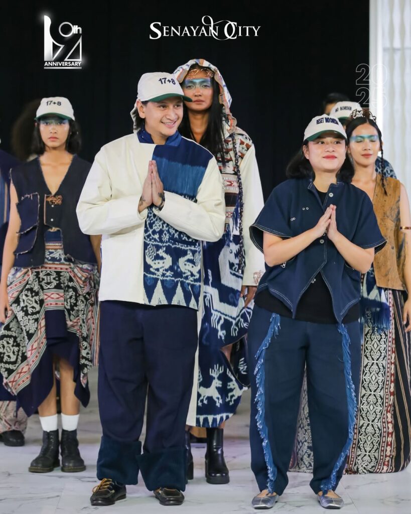 Alto Project yang digawangi oleh Cynthia dan Abirama menampilkan koleksi bertajuk “Napas Sumba”. 