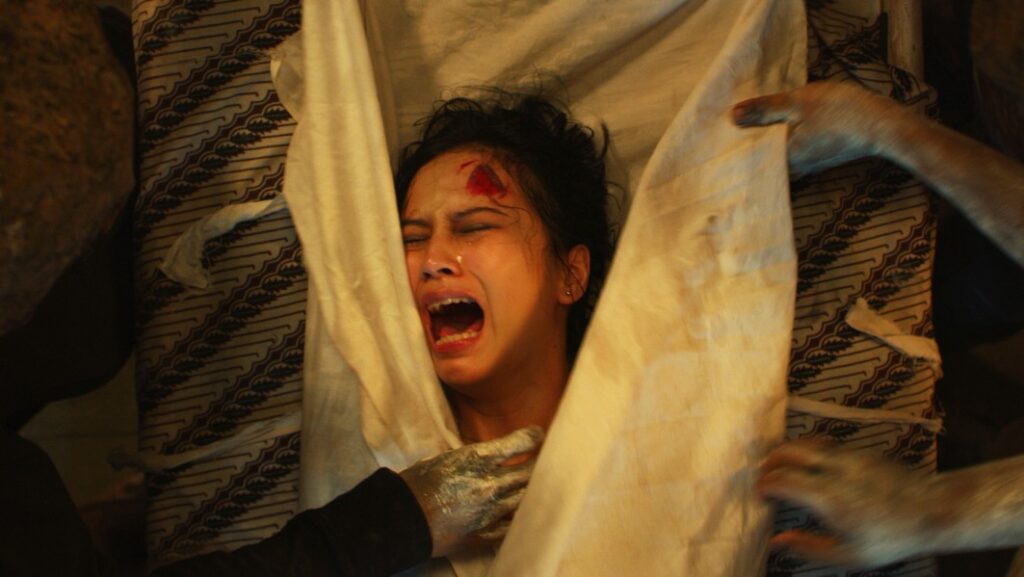 Lutesha berperan dalam film Rest Area (Instagram/lutesha)