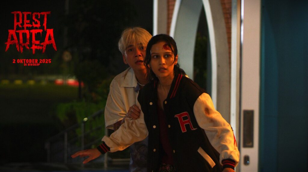 Lutesha berperan dalam film Rest Area