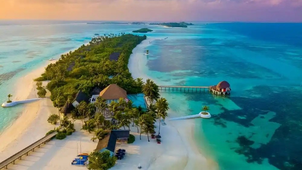 Pesona Maladewa/Maldives sebagai destinasi liburan favorit
