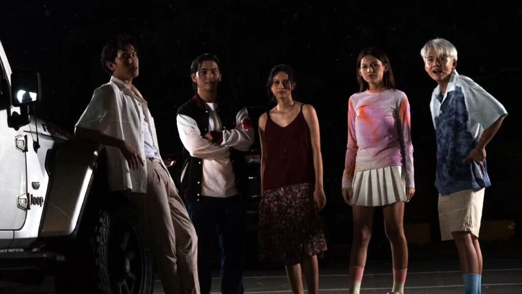 Lutesha dalam film Rest Area 