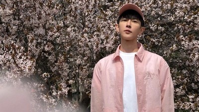 Setelah kabar kematian Yu Menglong mencuat, banyak penggemar dan rekan selebritas menyampaikan belasungkawa melalui media sosial.