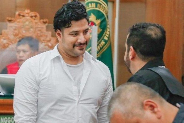 Dalam dakwaannya, jaksa menyebut bahwa Ammar tidak hanya sebagai pengguna, tetapi juga diduga berperan sebagai pengedar narkoba di dalam Rumah Tahanan Salemba.