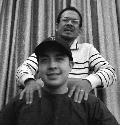 Salah satu kebiasaan yang paling dirindukan Jerome adalah pijatan spontan dari sang ayah setiap kali mereka bertemu.