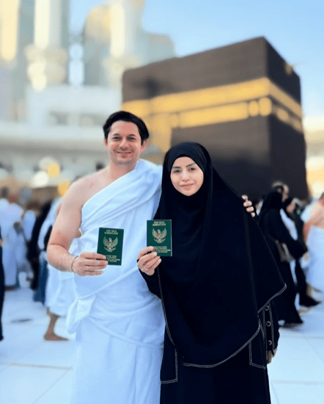 Unggahan Andrew Andika langsung menjadi sorotan media hiburan dan trending di berbagai platform digital.