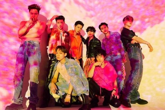 EXO siap comeback dengan fan meeting dan album