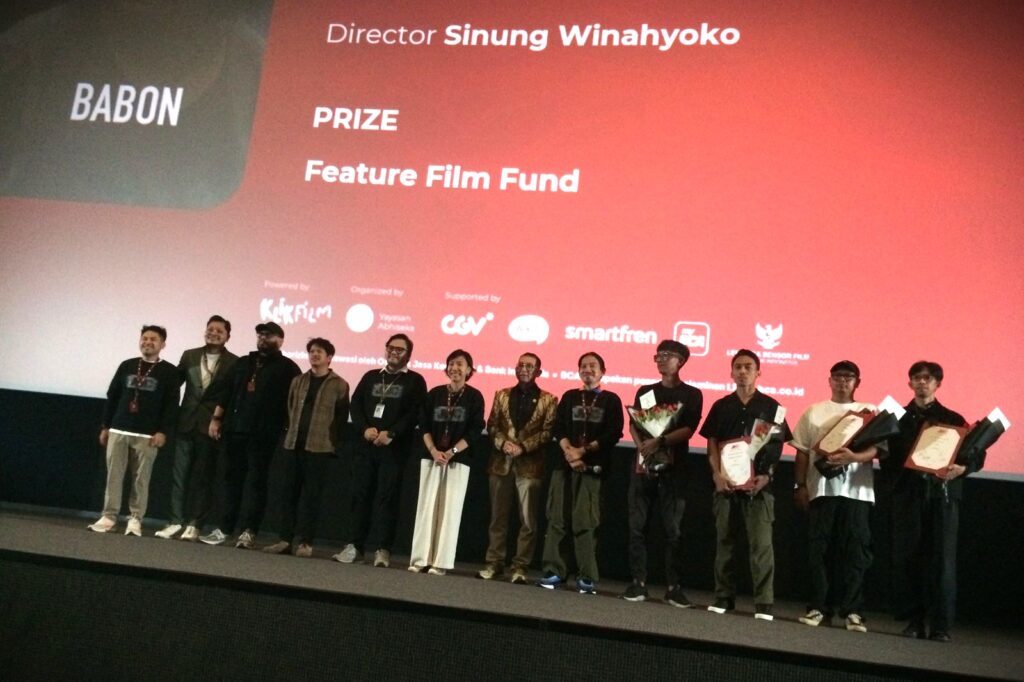 Sementara itu, momen yang juga menjadi paling dinantikan dalam acara penutupan adalah pengumuman pemenang kompetisi film pendek JWC 2025.