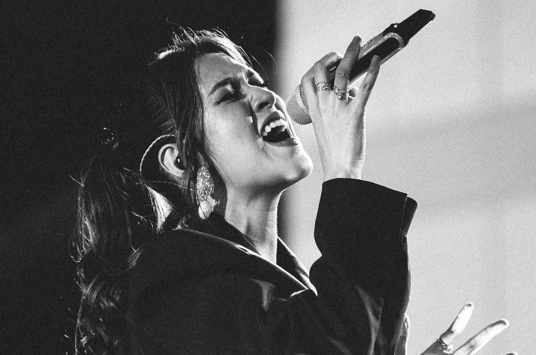 Raisa introvert di rumah