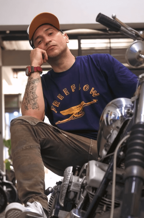 Ungkapan belasungkawa pun segera berdatangan dari keluarga, sahabat, hingga sesama pekerja seni.