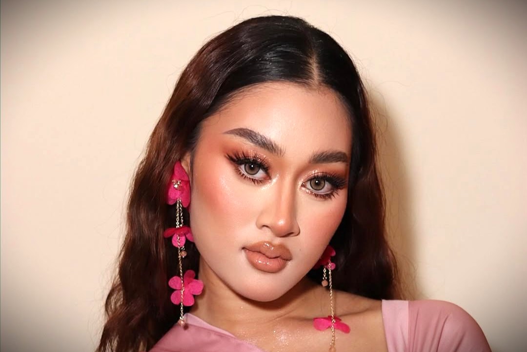 Aisha Retno dan polemik batik Malaysia