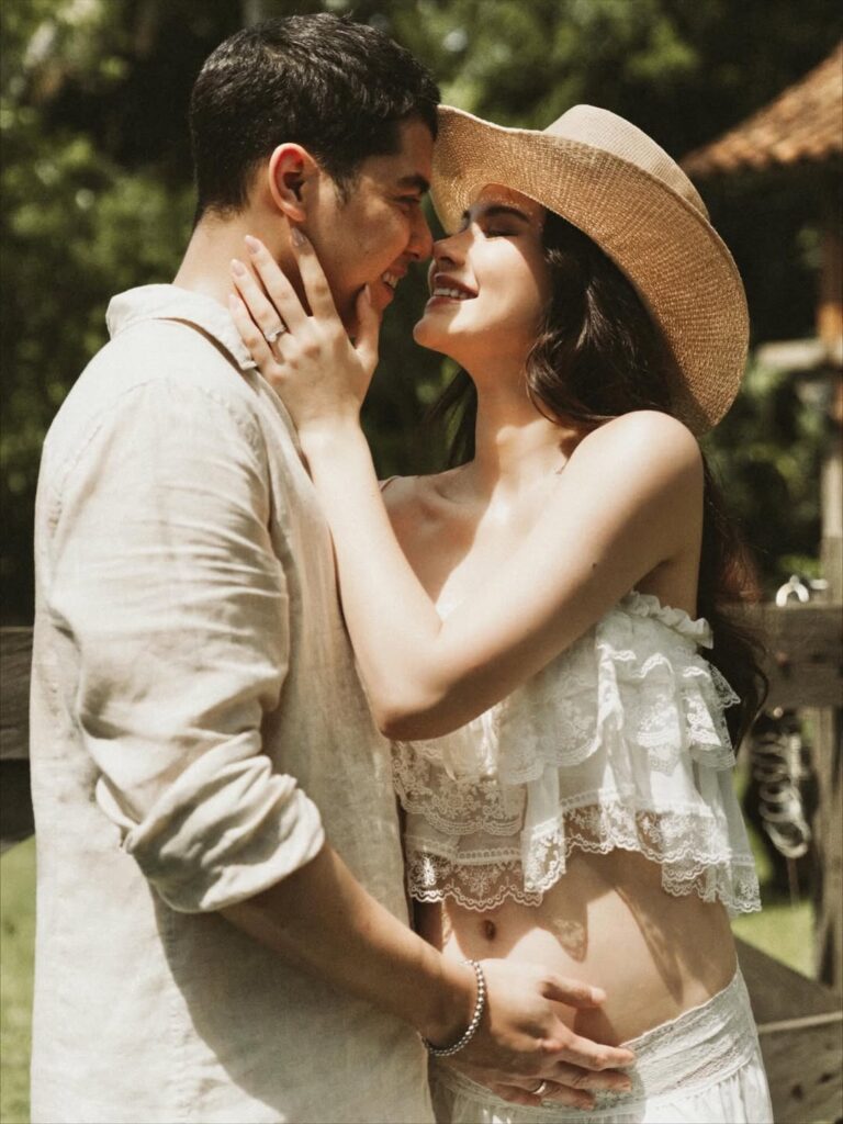 Sebagai ibu dari Al Ghazali, Maia Estianty menyambut kabar kehamilan dengan penuh sukacita.