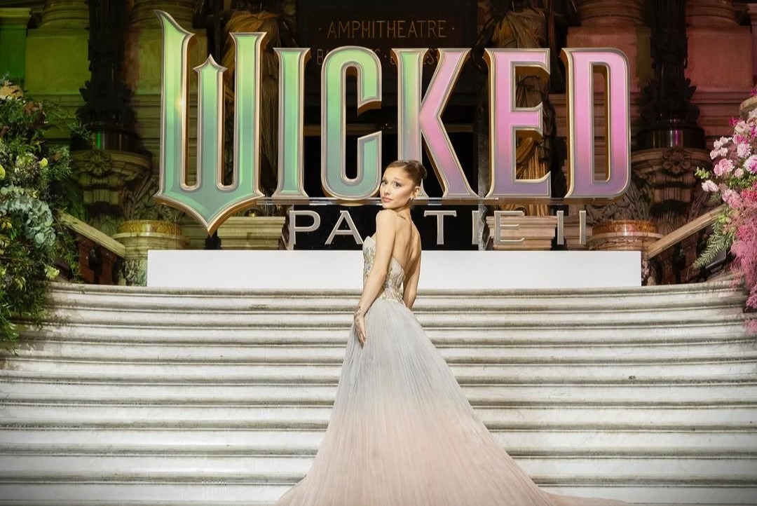 Ariana Grande tuai pujian bermain di WIcked: For Good