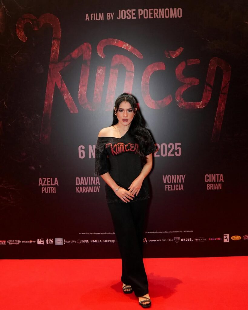 Davina memerankan Diska, karakter yang tangguh namun menyimpan trauma masa lalu.