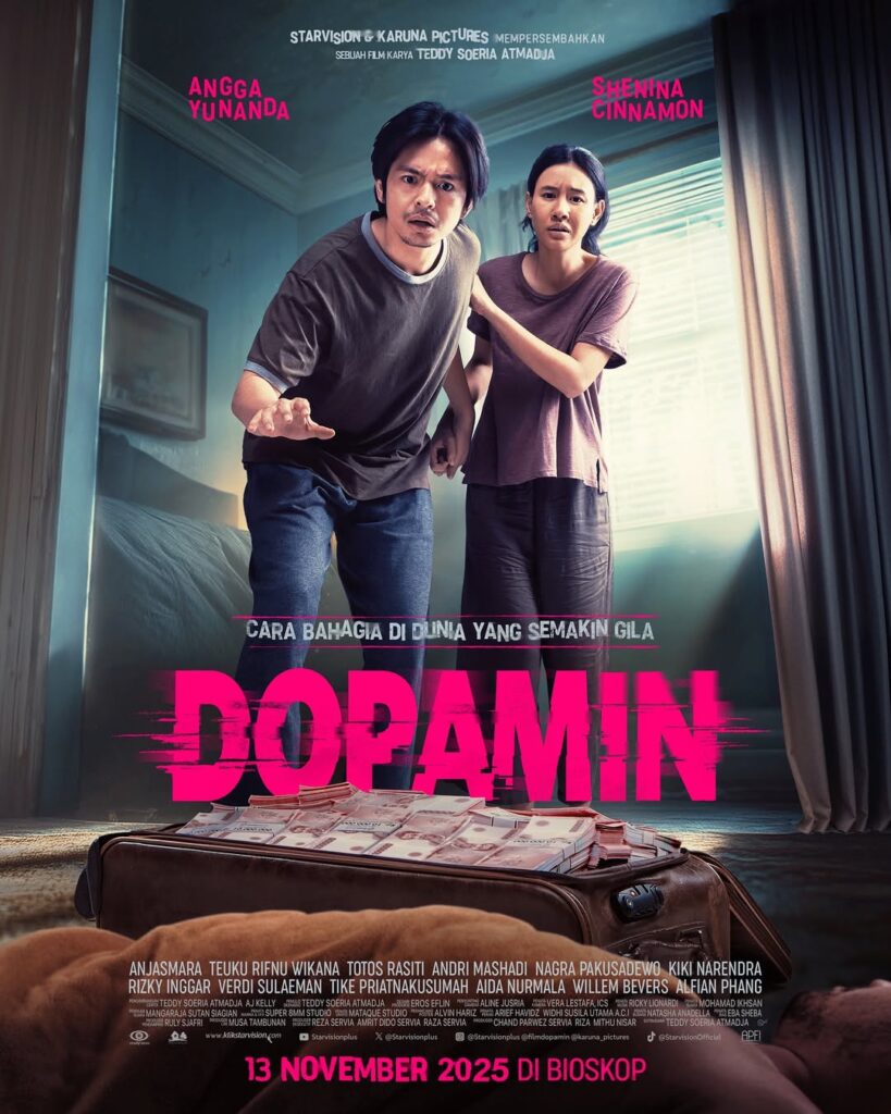 Sejak penayangan perdana, Dopamin mendapat respons positif dari penonton yang menilai film ini bukan hanya menghibur, tetapi juga relevan dengan realitas kehidupan.