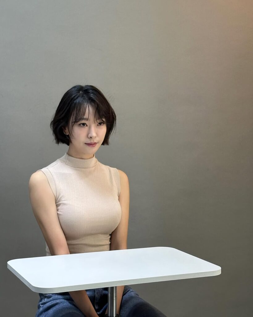 Go Won Hee memulai debut pada tahun 2010 melalui sebuah iklan dan sejak itu aktif membintangi berbagai drama populer.