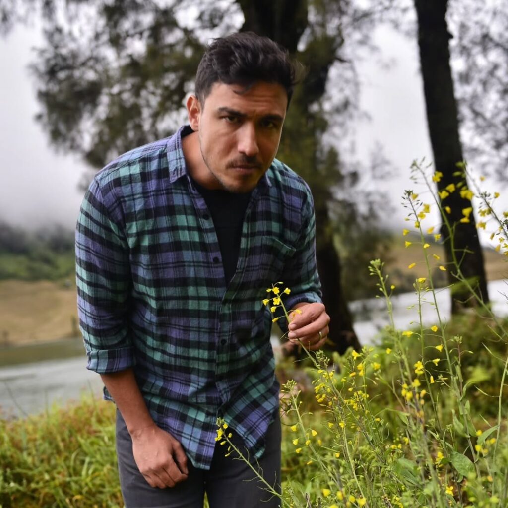 Sejak kabar perceraian mencuat, Hamish Daud terlihat lebih banyak menghabiskan waktu untuk introspeksi dan menyusun ulang prioritas hidupnya.