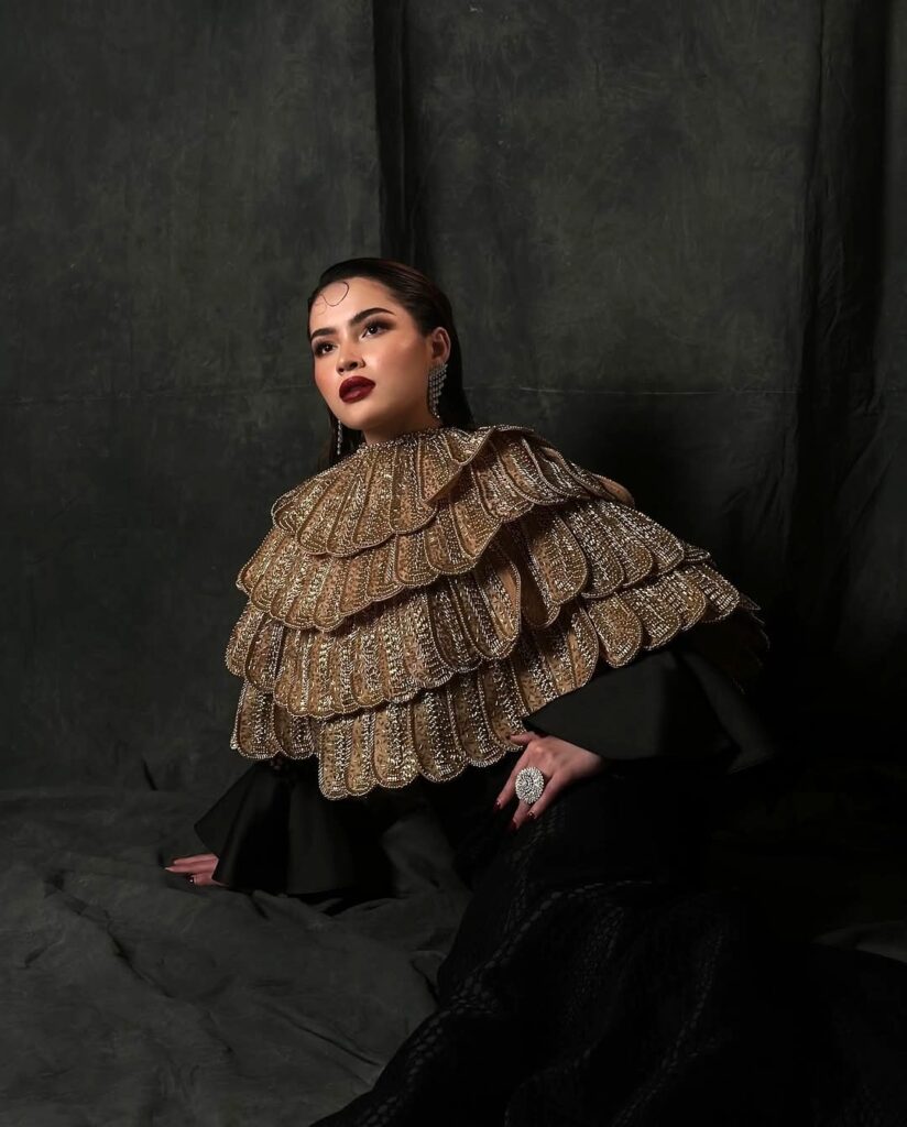 Nicole dikenal luas lewat perannya dalam sinetron “Putri untuk Pangeran”, “Dunia Kiara”, dan “Sayap Cinta Terindah”.