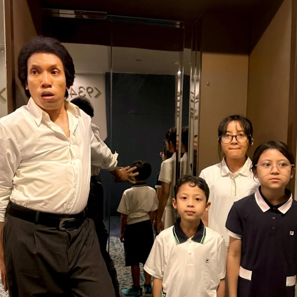 Foto Desta sebagai Dono langsung memicu komentar dari berbagai kalangan., termasuk dari teman artis 