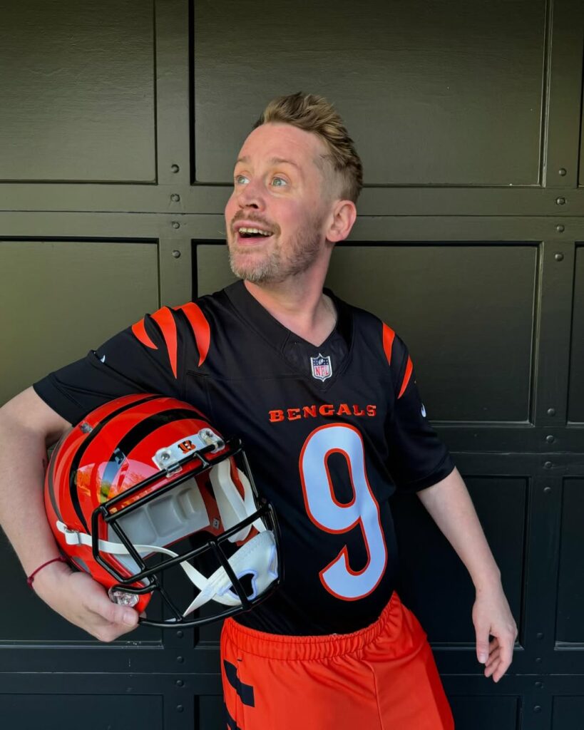 Setelah mencapai puncak popularitas, Culkin harus menghadapi perceraian orang tuanya yang penuh kontroversi.