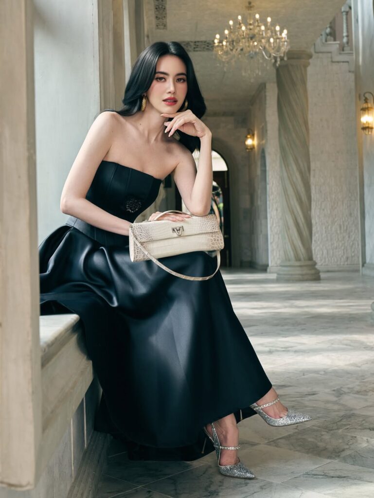 Koleksi The Davi Bag hadir dengan konsep multi-style yang fungsional.