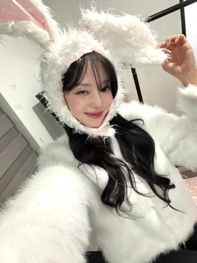 Nama panggung “Winter” dipilih oleh SM Entertainment untuk mencerminkan kesan elegan dan menenangkan