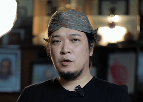 Selain bermusik, ia juga mendirikan rumah produksi Pic[k]Lock Films yang melahirkan sejumlah karya film