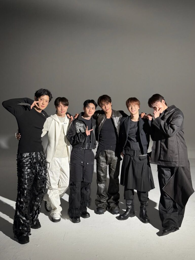 Sebelum tur dimulai, EXO telah melakukan comeback dengan merilis album studio terbaru bertajuk REVERXE pada Januari 2026.