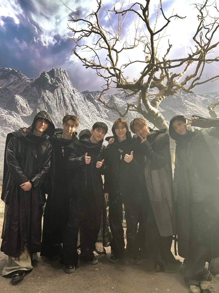 Kehadiran EXO di Jakarta menjadi bagian dari rangkaian tur dunia yang akan membawa mereka ke berbagai kota besar di Asia