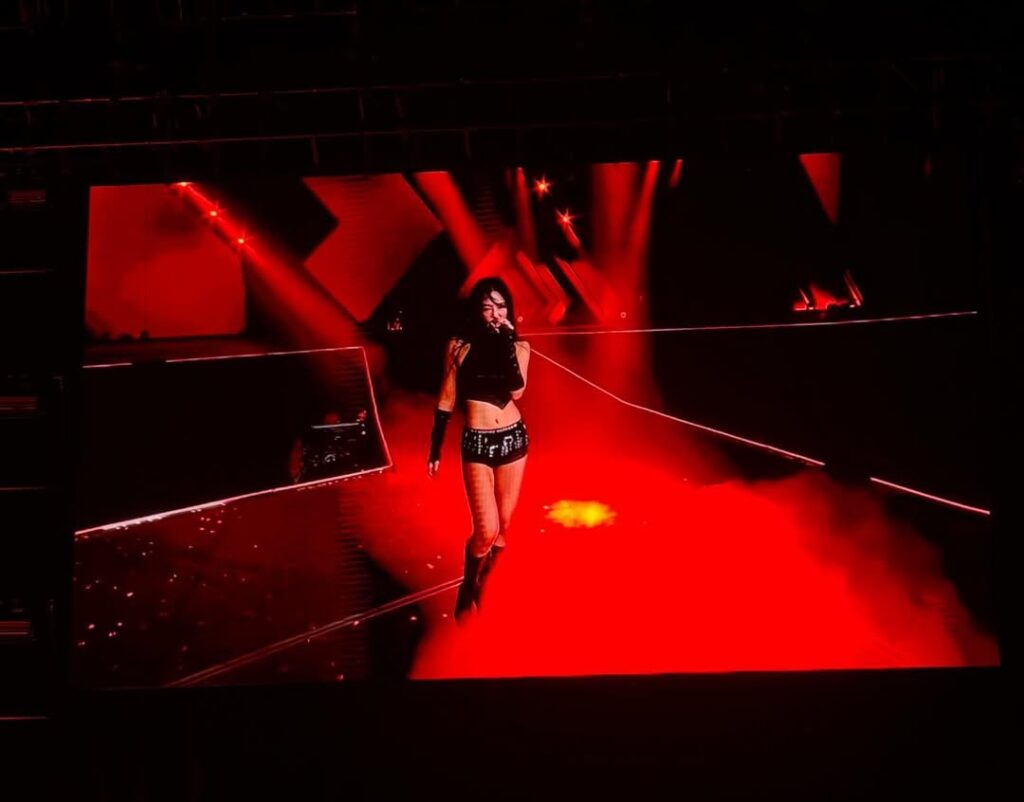 Raihan Artist of the Year oleh Jennie BLACKPINK menjadi sorotan utama dalam ajang ini.