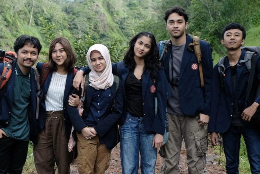 Film KKN di Desa Penari yang dirilis pada 2022 menjadi titik balik penting dalam karier Tissa Biani.