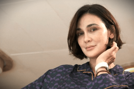 Luna Maya dengan gaya rambut pendek di 2026