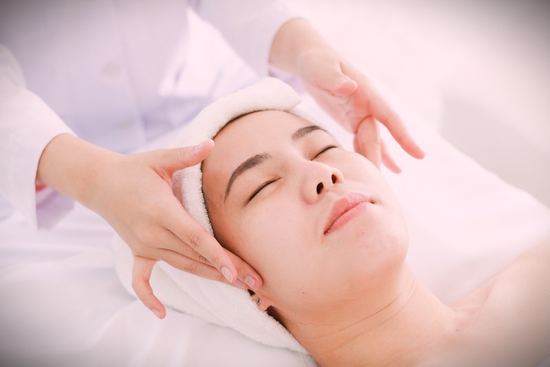 Perawatan kulit yang disebut bakal jadi tren di 2026